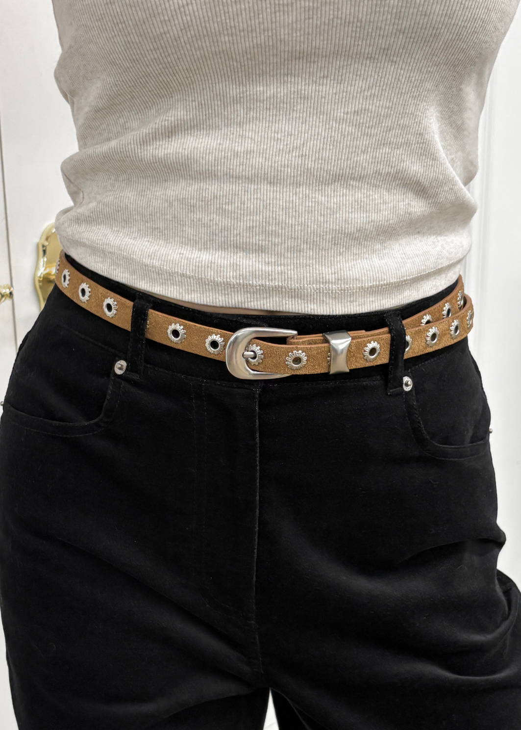 STUDDED BELT