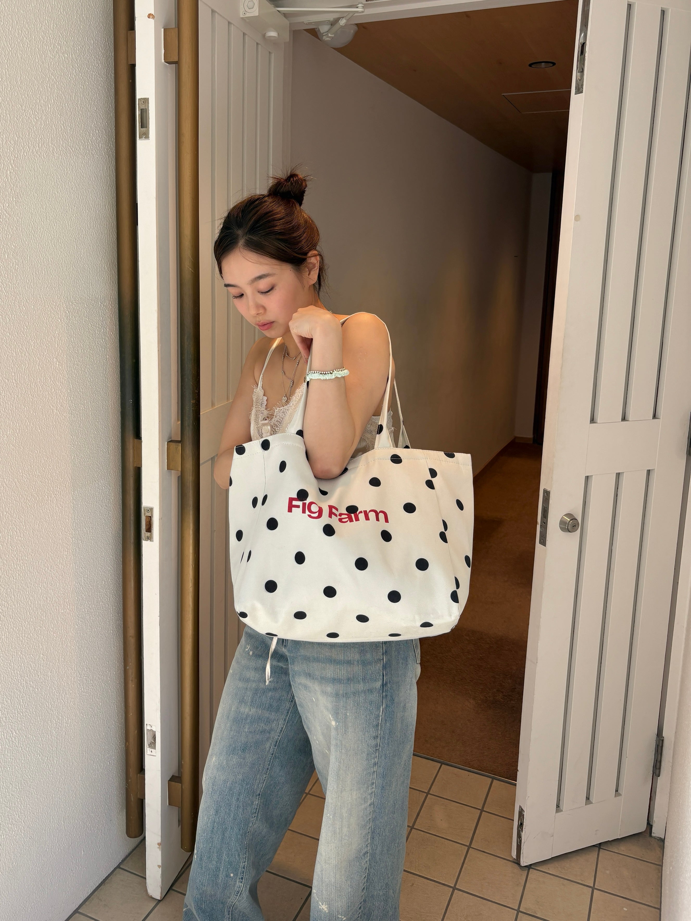 Farm tote